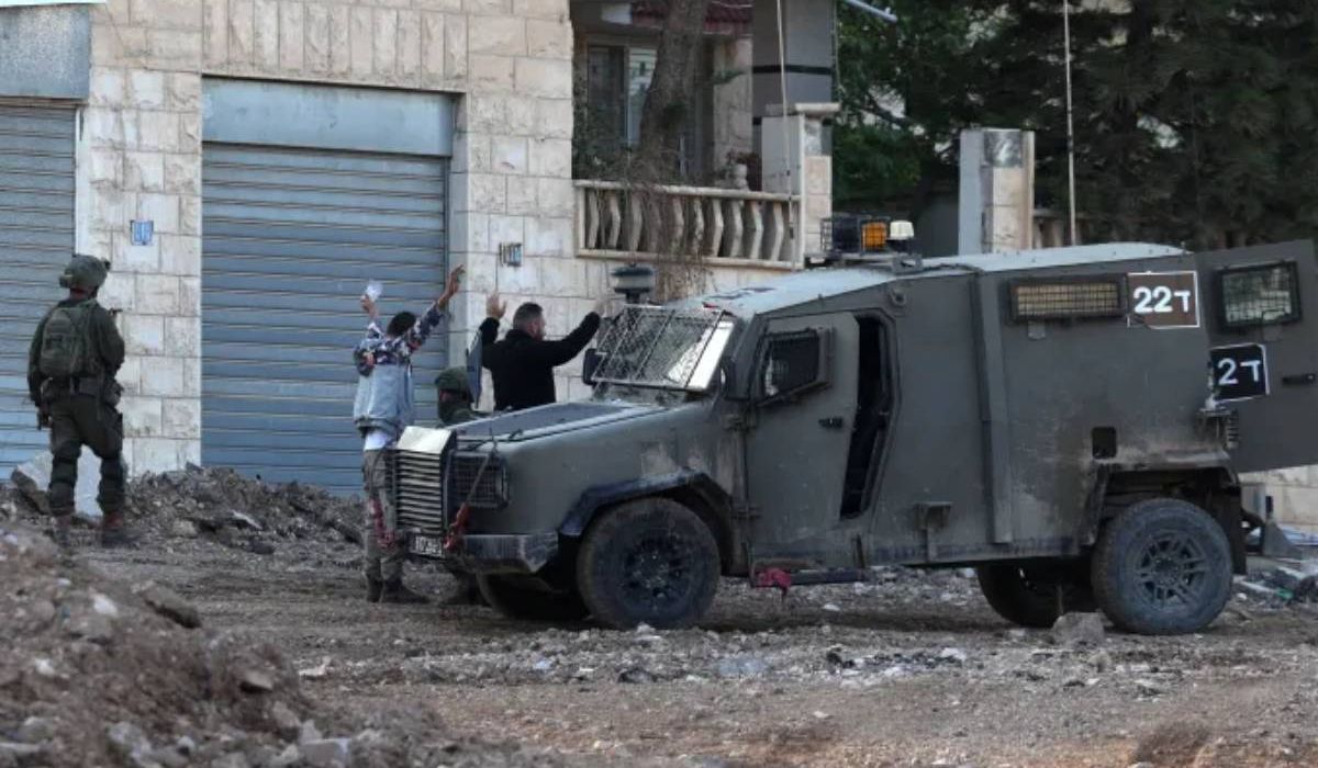 Israeli Forces, Settlers Step Up Attacks Across Occupied West Bank